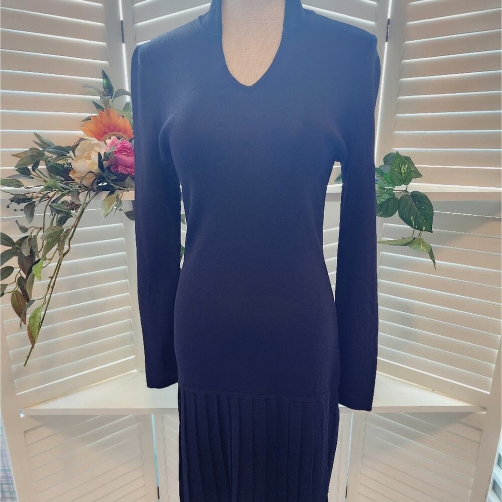 CALVIN KLEIN NAVY PLEATED SWEATER DRESS SIZE SMALL